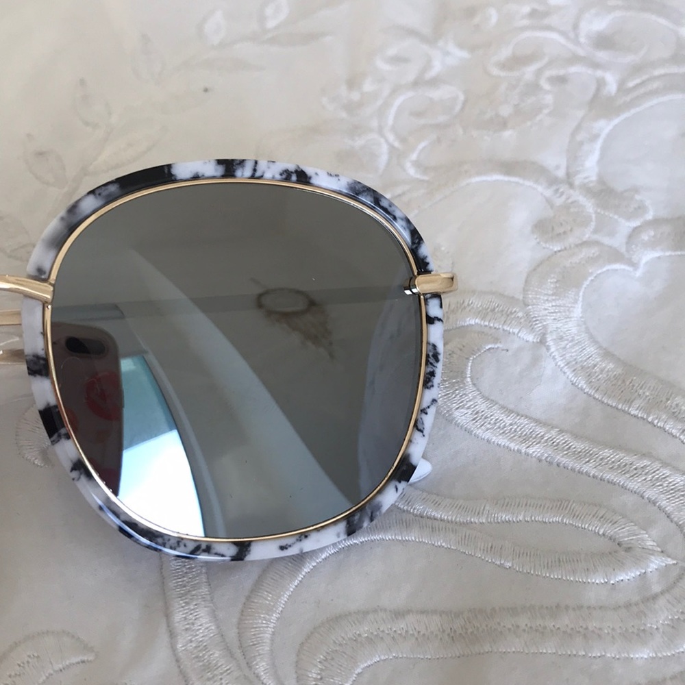 Reflective marble frame sunglasses - Picture 2 of 3